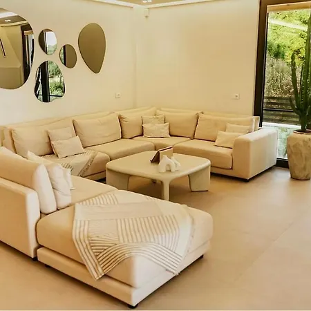 Luar Himara- Luxury Villa