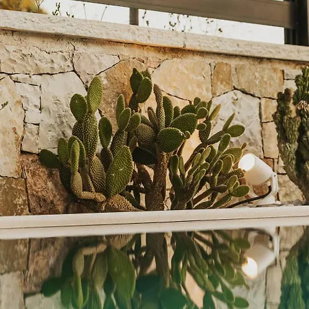 Luar Himara- Luxury