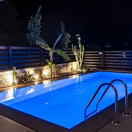 Villa Luar Himara- Luxury Himarë